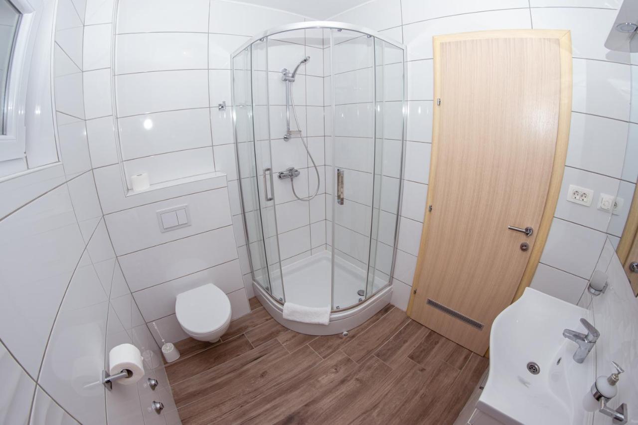 Apartmani Mijo, Биоград на Мору Екстериор снимка